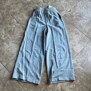 Nike loose fit size S